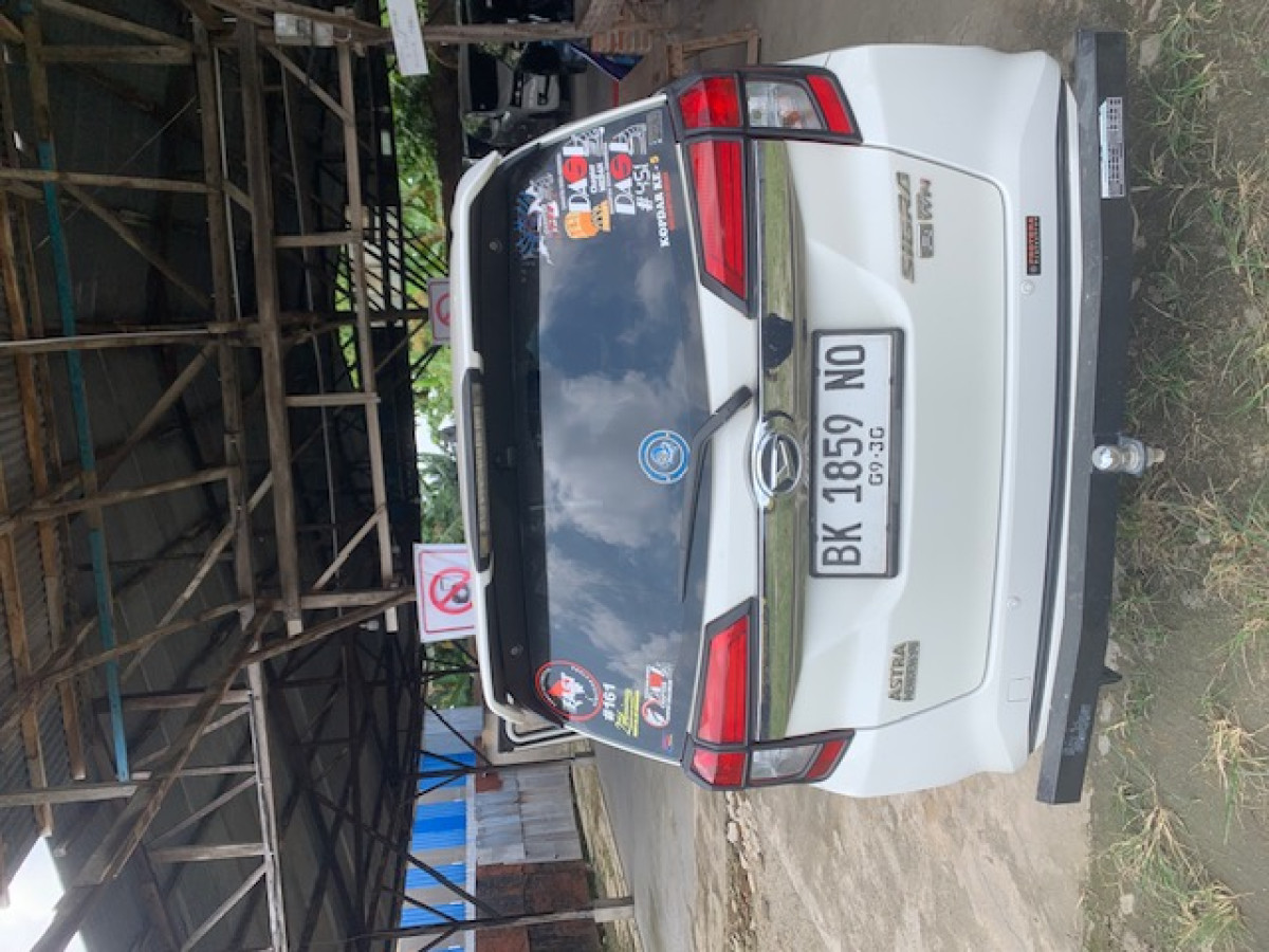 DAIHATSU SIGRA
