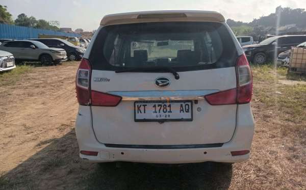 DAIHATSU  XENIA  R