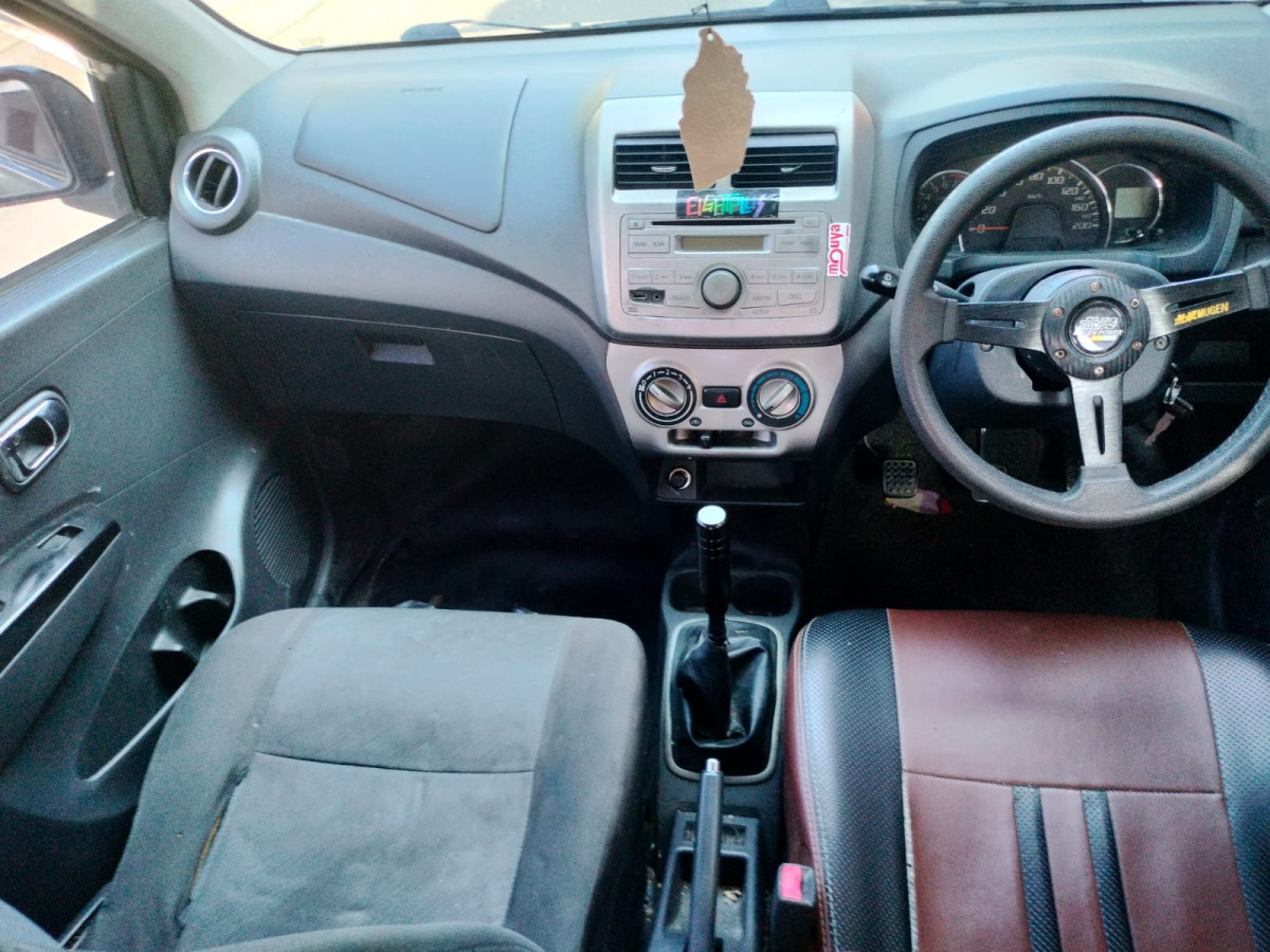 TOYOTA AGYA 1.0 G