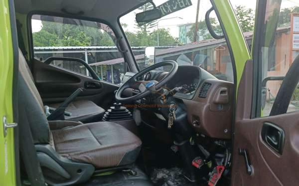 HINO  XZU349R