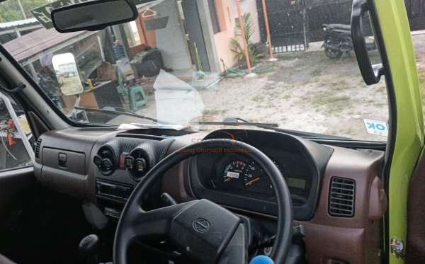 HINO  XZU349R