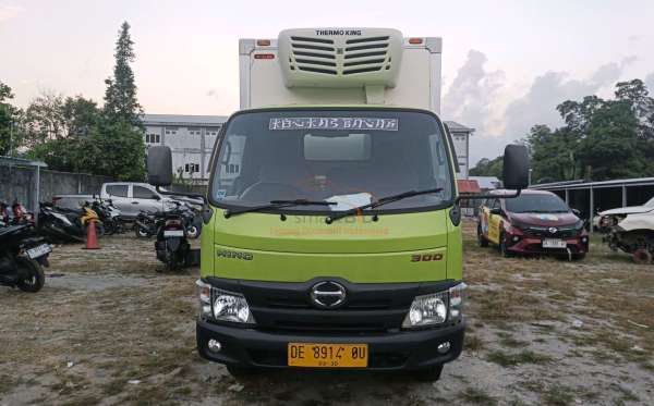 HINO  XZU349R