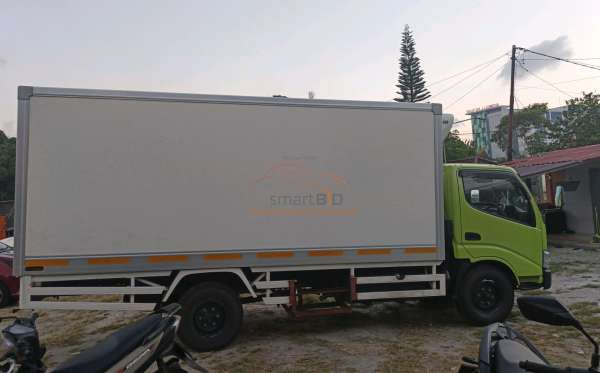 HINO  XZU349R