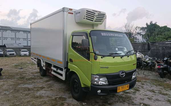 HINO  XZU349R