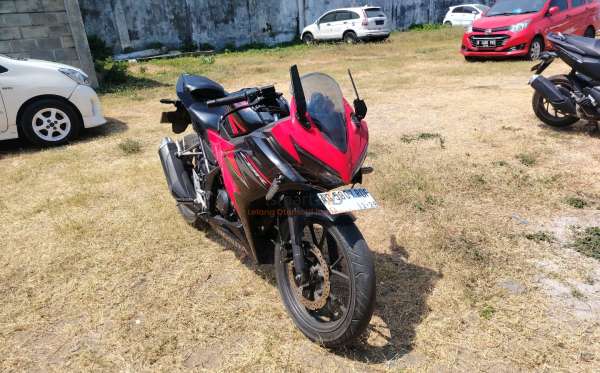 HONDA CBR 150