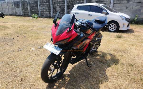 HONDA CBR 150