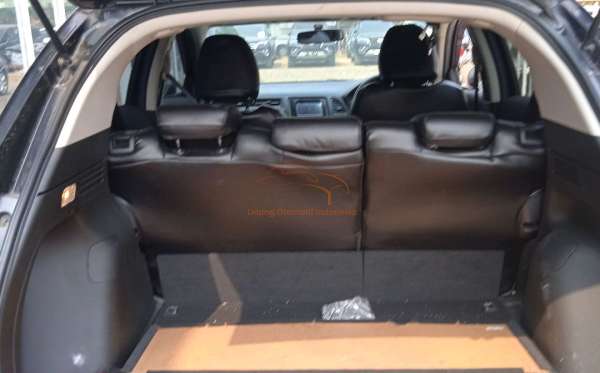 HONDA HRV RU1 1.5 S