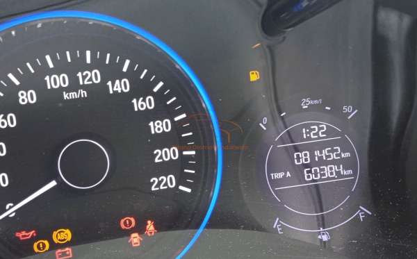 HONDA HRV RU1 1.5 S