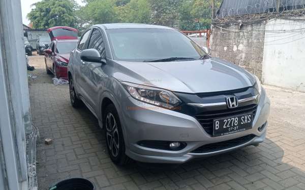 HONDA HRV RU5 1.8 RS