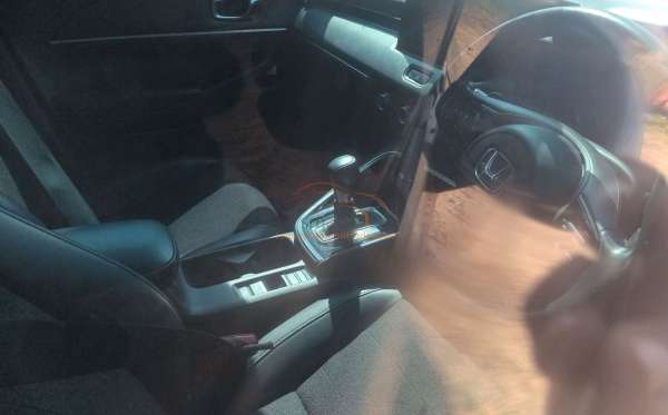 HONDA HRV 1.5L SE CVT