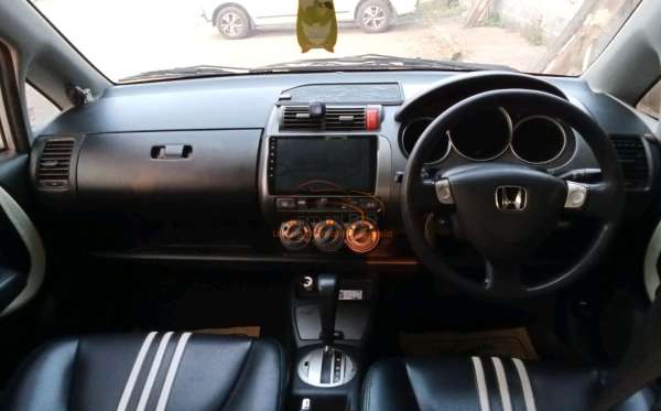HONDA  JAZZ  GD3 1.5 IDSI AT