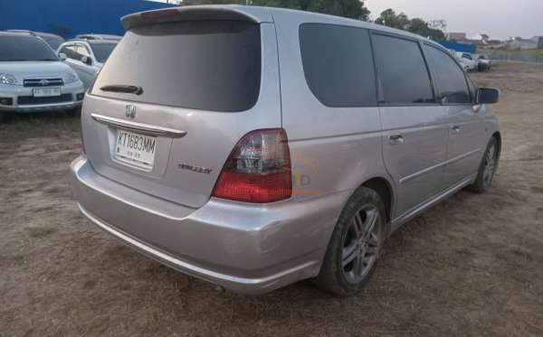 HONDA ODYSSEY 2.3 L