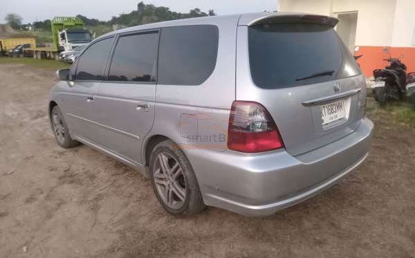 HONDA ODYSSEY 2.3 L