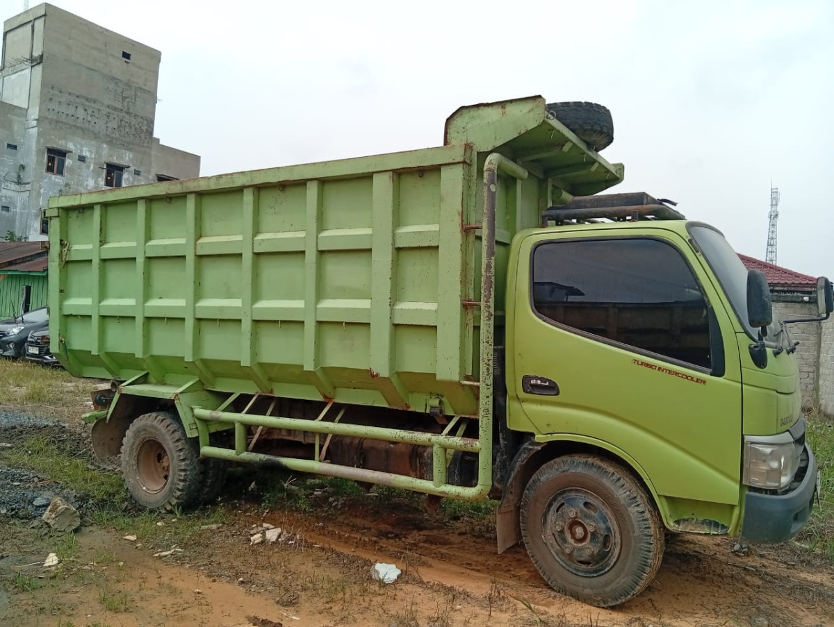 HINO  WU 342R