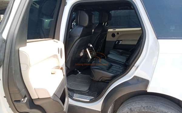 LAND ROVER R.R 3.0 AUTOBIOGR