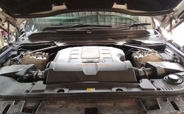 LAND ROVER R.R 3.0 AUTOBIOGR