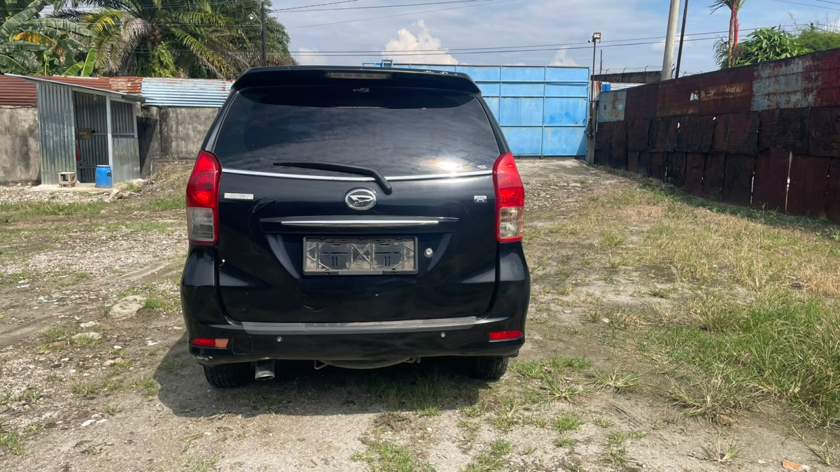 DAIHATSU XENIA