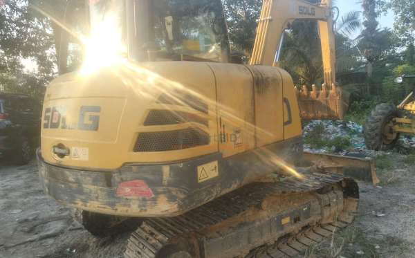 SDLG EXCAVATOR