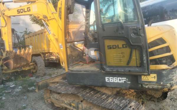SDLG EXCAVATOR