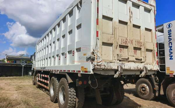 SHACMAN  F3000  8X4
