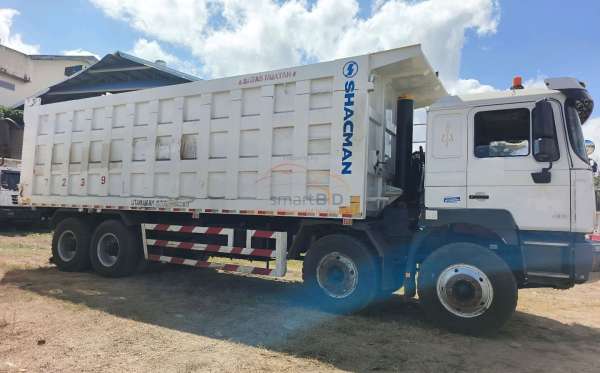 SHACMAN  F3000  8X4