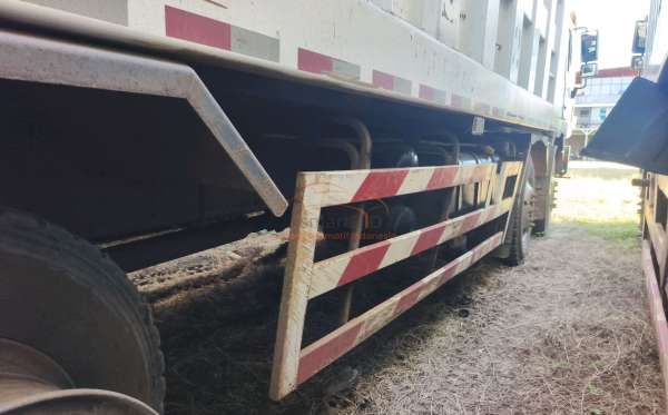 SHACMAN F3000 8X4