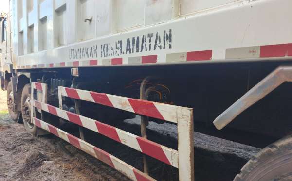 SHACMAN F3000 8X4