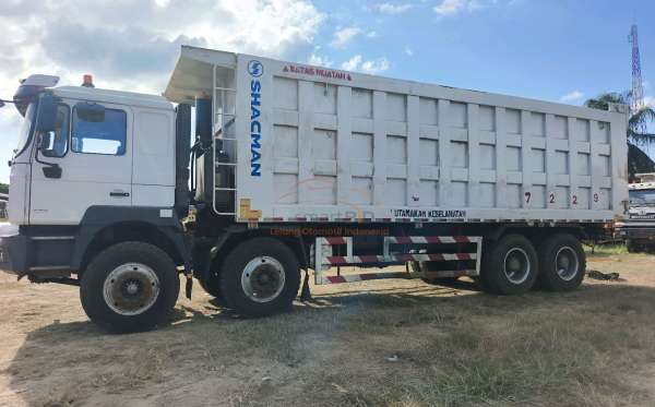 SHACMAN F3000 8X4