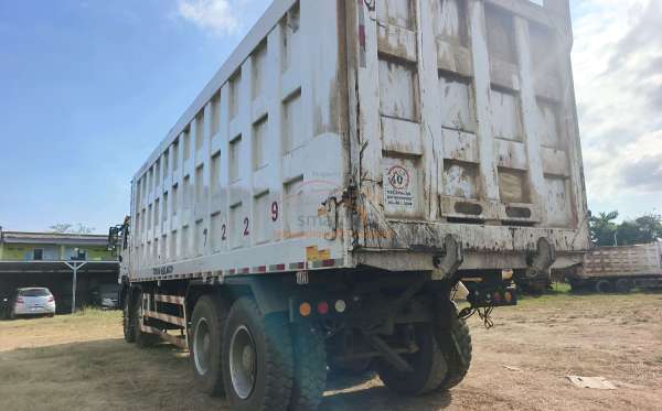 SHACMAN F3000 8X4