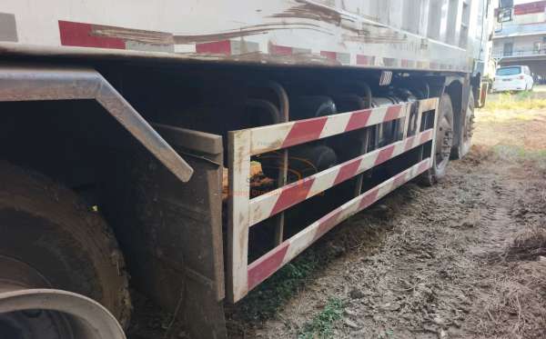 SHACMAN F3000 8X4