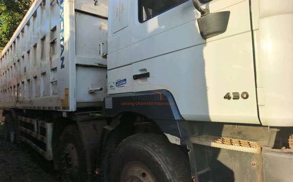 SHACMAN F3000 8X4