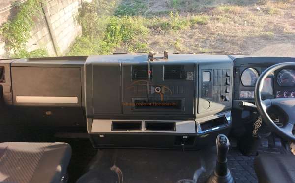 SHACMAN F3000 8X4