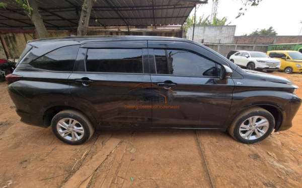 TOYOTA AVANZA 1.3 E