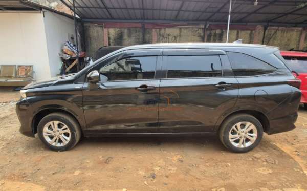 TOYOTA AVANZA 1.3 E