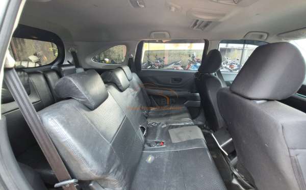 TOYOTA AVANZA 1.3 E