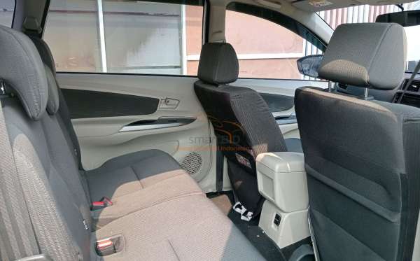 TOYOTA AVANZA 1.3 G
