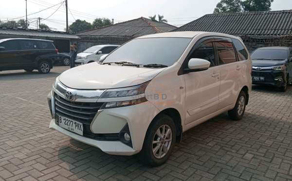 TOYOTA AVANZA 1.3 G