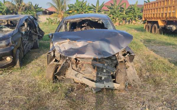 TOYOTA  AVANZA  1.3 TRANSMOVER