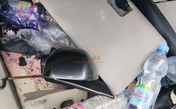 TOYOTA  AVANZA  1.3 TRANSMOVER