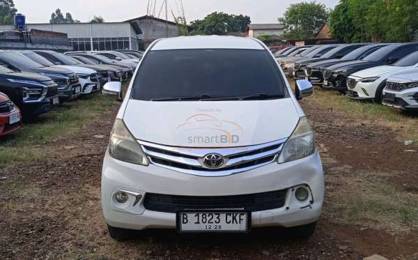 TOYOTA AVANZA G