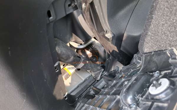TOYOTA INNOVA 2.4 G