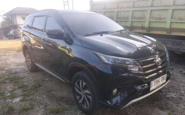 TOYOTA RUSH