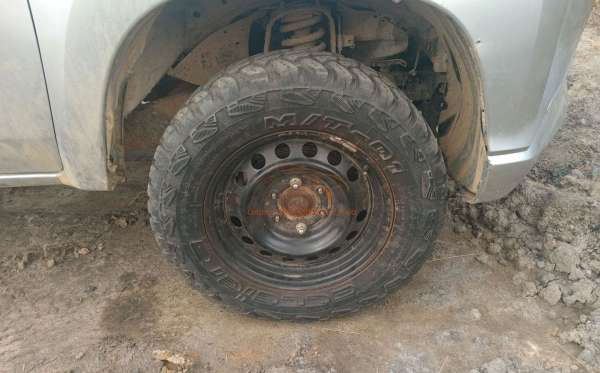 MITSUBISHI DC GLS 4X4