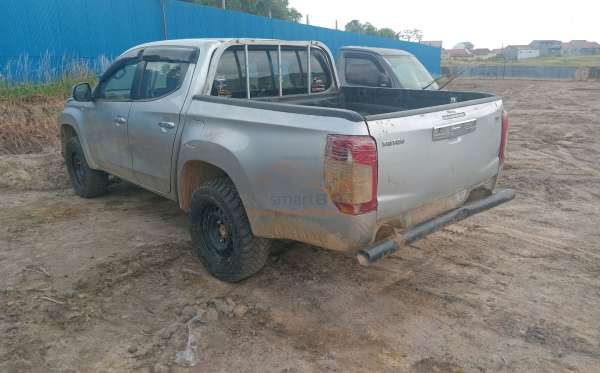 MITSUBISHI DC GLS 4X4