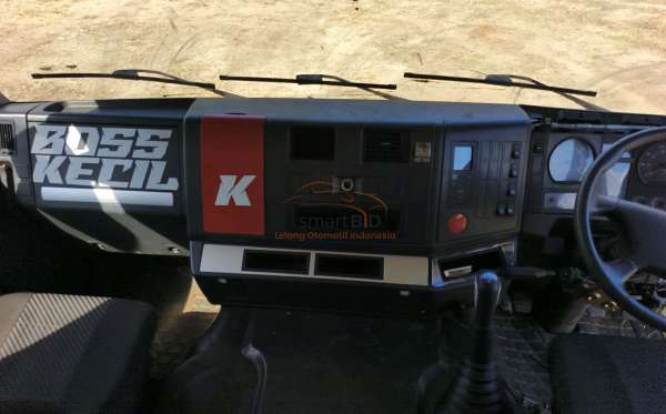 SHACMAN F3000 8X4