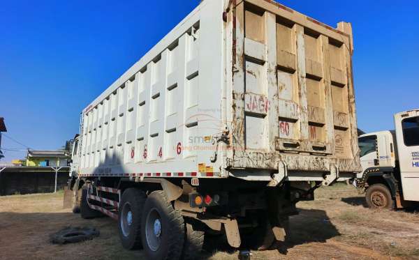 SHACMAN F3000 8X4