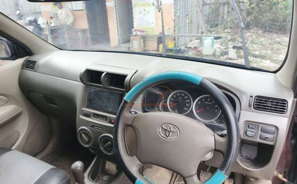 TOYOTA AVANZA G