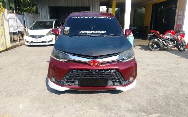 TOYOTA AVANZA VELOZ