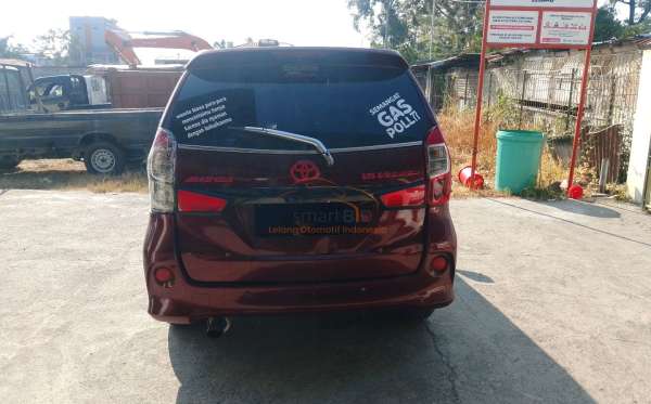 TOYOTA AVANZA VELOZ