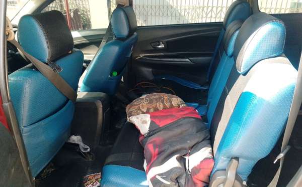 TOYOTA AVANZA VELOZ